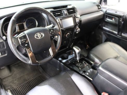 Used 2017 Toyota 4Runner TRD Pro image 16