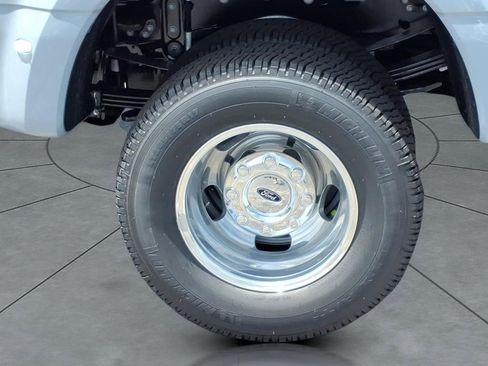 New 2026 Ford F350 Platinum w/ Platinum Plus Package AWD/4WD image 4