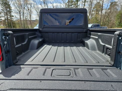 New 2026 Jeep Gladiator Sport image 19