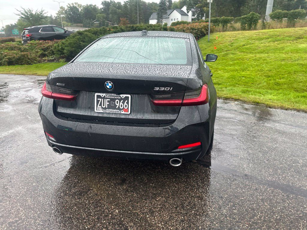 Used 2025 BMW 330i xDrive Sedan AWD/4WD image 14
