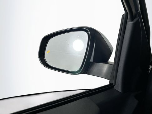 Used 2025 Toyota Tacoma TRD Off-Road image 16