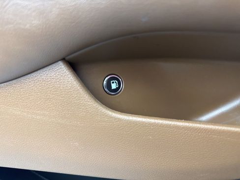 Used 2020 Chrysler Pacifica Limited w/ Advanced Safetytec Group image 31