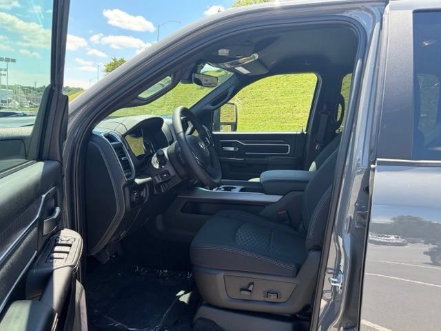 New 2026 RAM 2500 Big Horn AWD/4WD image 15