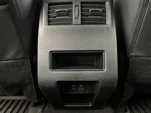 Used 2024 Mitsubishi Outlander SE FWD image 25