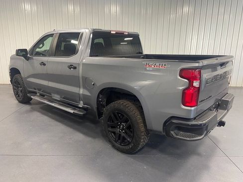 Used 2022 Chevrolet Silverado 1500 LT Trail Boss w/ LPO, Dark Essentials Package image 16