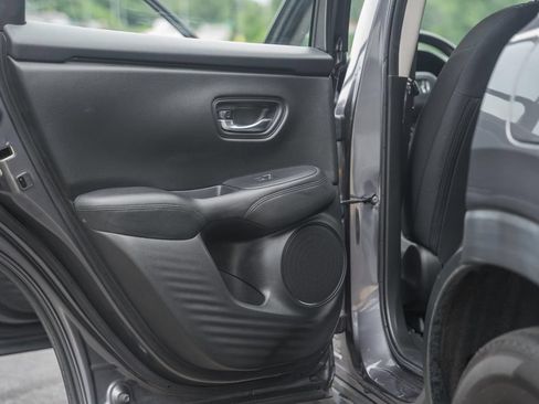Used 2024 Honda HR-V LX image 32