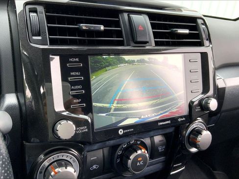 Used 2023 Toyota 4Runner TRD Off-Road Premium AWD/4WD image 20