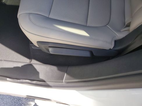 New 2026 Lincoln Corsair Grand Touring AWD/4WD image 12