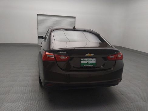 Used 2016 Chevrolet Malibu LT image 6