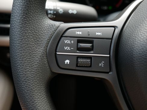 New 2026 Honda HR-V LX image 9