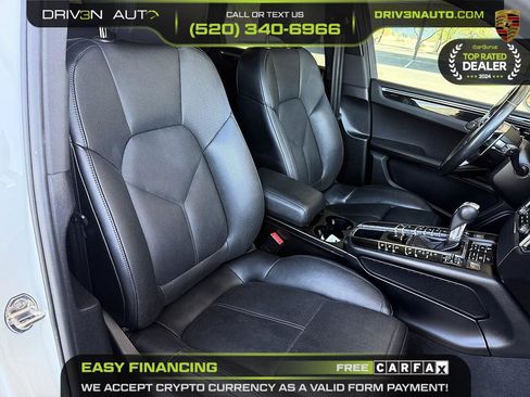 Used 2018 Porsche Macan AWD/4WD image 13