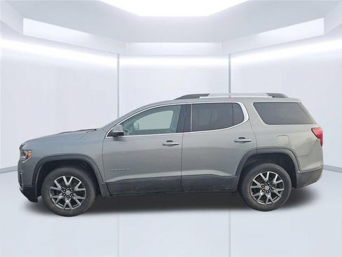 Used 2023 GMC Acadia SLT AWD/4WD image 2