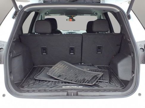 Used 2024 Chevrolet Equinox LT image 11