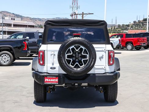 Used 2022 Ford Bronco Outer Banks w/ Sasquatch Package AWD/4WD image 6