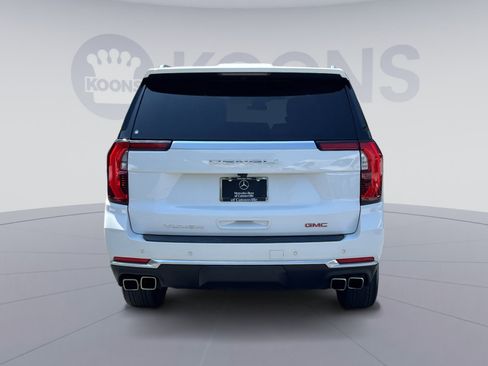Used 2025 GMC Yukon XL Denali AWD/4WD image 10