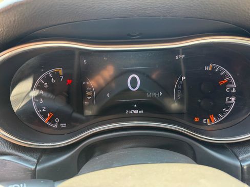 Used 2014 Jeep Grand Cherokee Laredo w/ Quick Order Package 23E AWD/4WD image 21