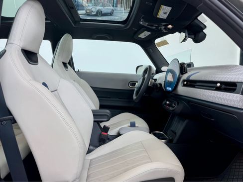 Used 2025 MINI Cooper S FWD image 14