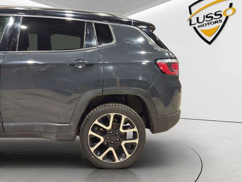 Used 2018 Jeep Compass Limited image 44