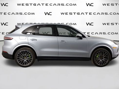 Used 2019 Porsche Cayenne E-Hybrid AWD/4WD image 47