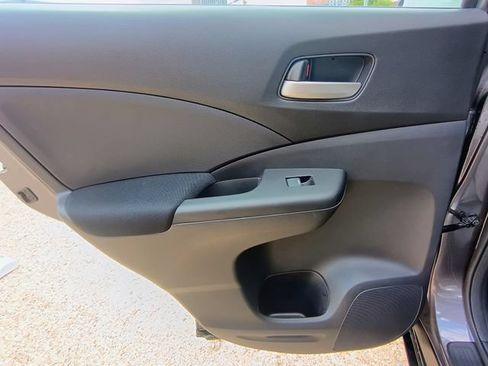Used 2015 Honda CR-V LX image 44