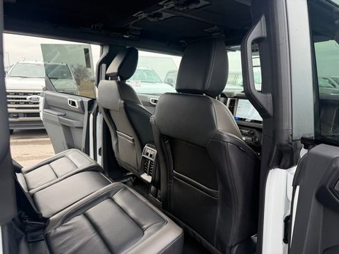 New 2025 Ford Bronco Outer Banks image 19