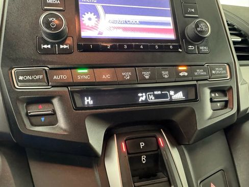 Used 2020 Honda Odyssey LX image 20