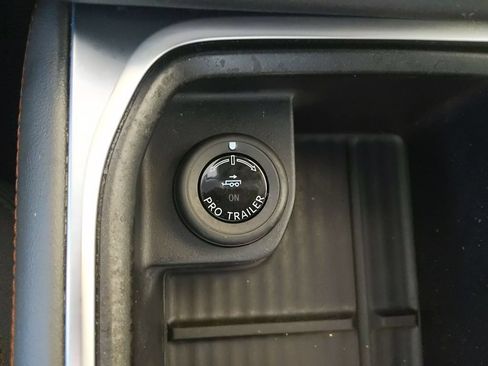 Used 2025 Ford Expedition Max Active AWD/4WD image 24