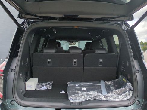 New 2025 Nissan Armada PRO-4X image 32