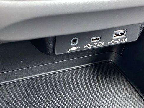 New 2026 Subaru Crosstrek 2.0i Premium AWD/4WD image 17