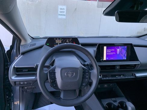 Certified 2023 Toyota Prius LE image 23