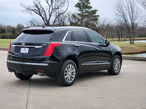 Used 2018 Cadillac XT5 Luxury w/ Driver Awareness Package image 7
