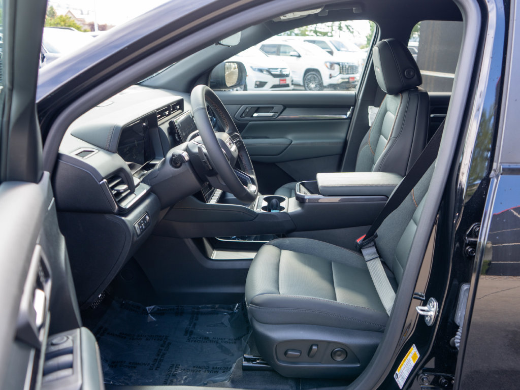 New 2027 GMC Terrain AT4 w/ Convenience Package III AWD/4WD image 11
