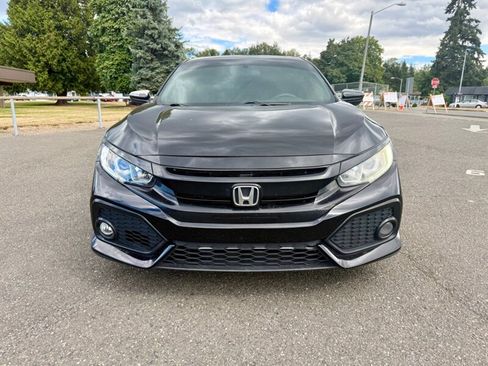 Used 2018 Honda Civic EX image 3