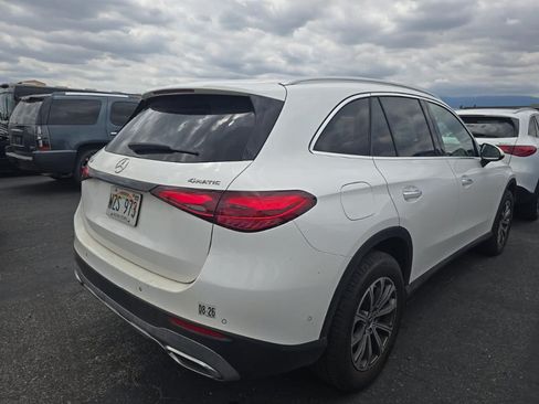 Used 2024 Mercedes-Benz GLC 300 4MATIC image 2