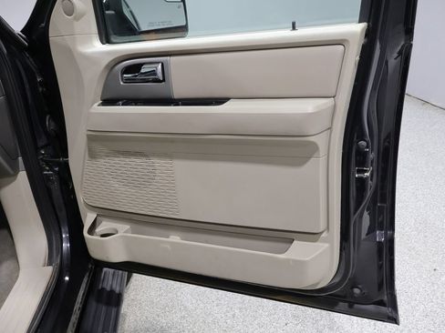 Used 2012 Ford Expedition Limited AWD/4WD image 24