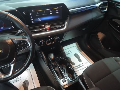 Used 2024 Chevrolet TrailBlazer LT w/ Convenience Package image 16