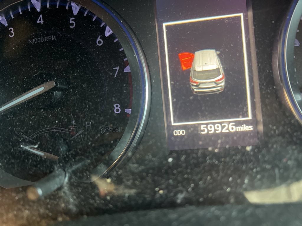 Certified 2018 Toyota Highlander XLE AWD/4WD image 1