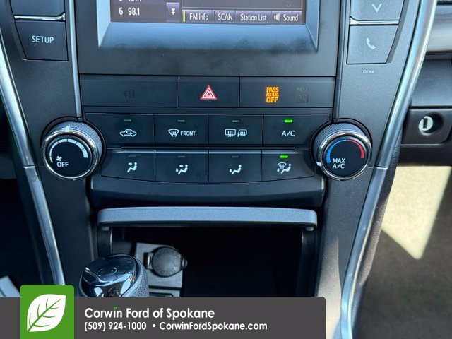 Used 2015 Toyota Camry LE FWD image 27