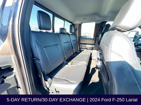 Used 2024 Ford F250 Lariat image 32