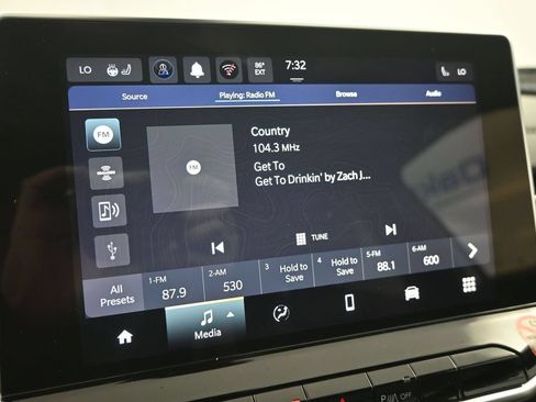 Used 2025 Jeep Compass Limited AWD/4WD image 16