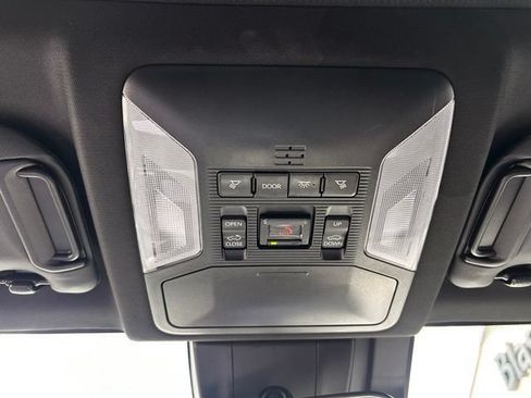 Used 2021 Toyota RAV4 SE w/ Weather & Moonroof Package AWD/4WD image 29
