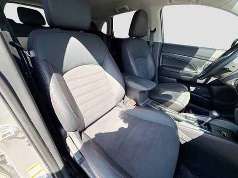 Used 2024 Mitsubishi Outlander Sport SE image 14