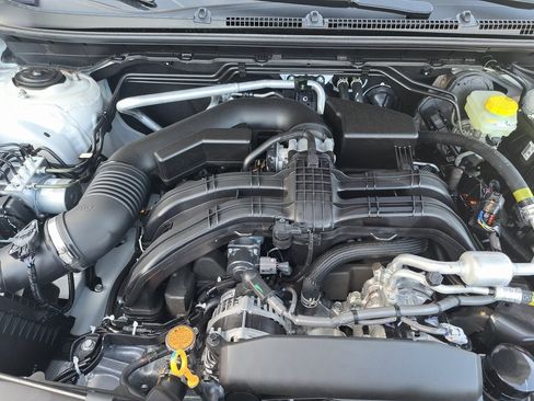 Certified 2025 Subaru Crosstrek 2.5i Limited w/ Crosstrek Mirror Package image 29