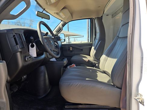 New 2025 Chevrolet Express 3500 w/ Power Convenience Package RWD image 9