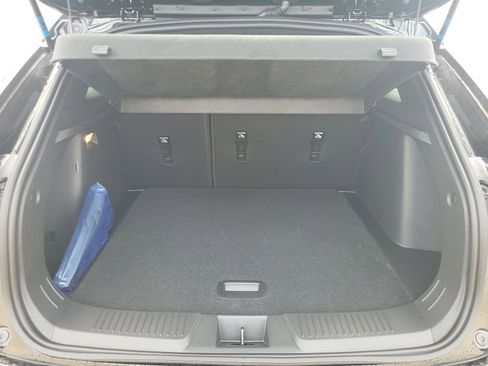 New 2026 Chevrolet Trax RS w/ Sunroof Package image 21