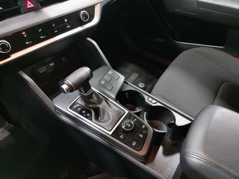 Used 2025 Kia Sportage LX image 24