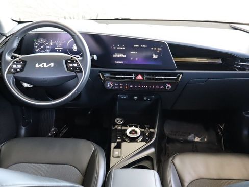 Used 2024 Kia Niro Wind FWD image 25