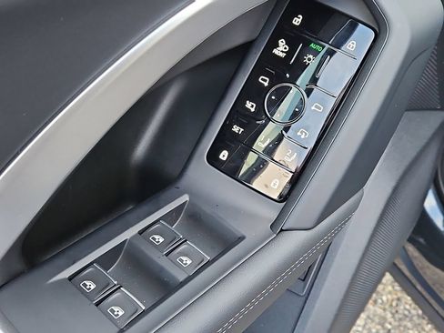 Used 2025 Audi Q5 Premium Plus AWD/4WD image 20