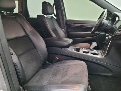 Used 2022 Jeep Grand Cherokee Laredo X RWD image 21