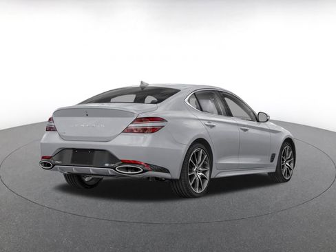 Used 2025 Genesis G70 2.5T AWD/4WD image 2